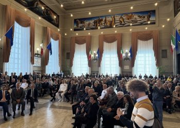 Ciatté e Delfini d’Oro 2025: consegnati i riconoscimenti ai cittadini che onorano Pescara
