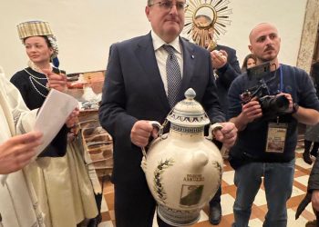 Cultura: Santangelo, arte, fede e tradizioni nel segno dell’Abruzzo ad Assisi