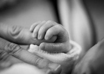 Minori con malattie rare e disabilità, contributi per i genitori