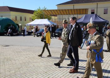 Unità nazionale e Forze armate: Marsilio e Imprudente, l’Abruzzo celebra il 4 novembre e onora memoria e missione quotidiana dei militari