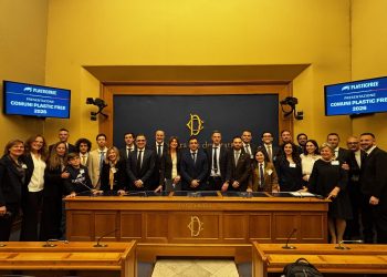 Abruzzo prima in Italia con 24 Comuni Plastic Free 2026