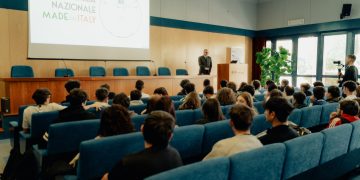 Fabbriche Aperte e Made in Italy: il 14 aprile Dompé accoglie più di 100 studenti dell’Aquila