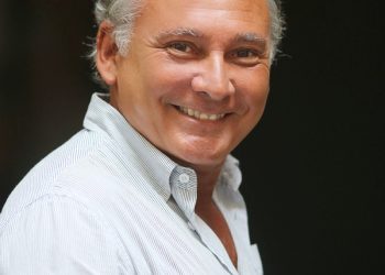Cantieri dell’Immaginario. Si ride, a crepa favole! Pierino e il lupo…e non solo con Francesco Paolantoni