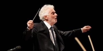 Nicola Piovani dirige la prima assoluta della sua “Missa Pro Pace”, per gli 80 anni della Barattelli